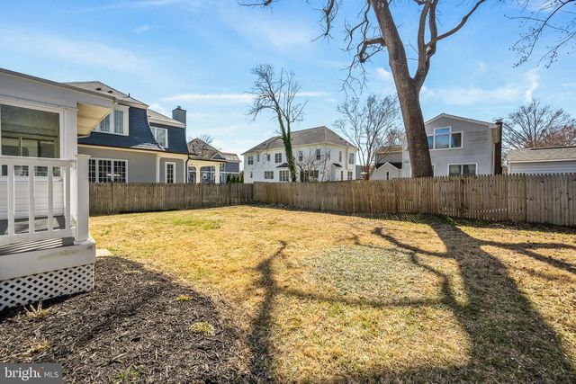 5020 RIVER RD, Bethesda, MD 20816