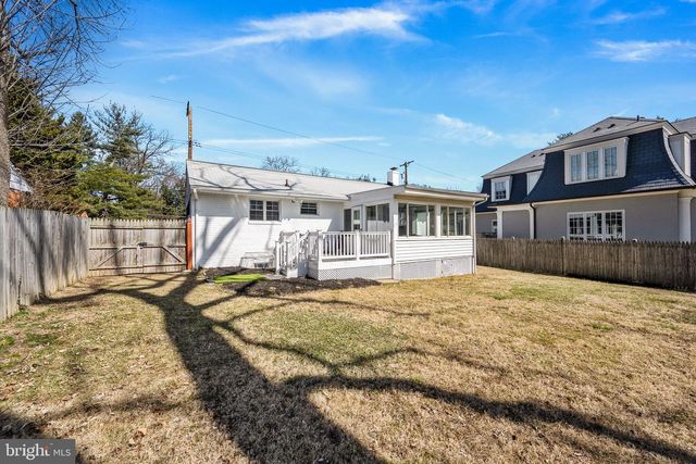 5020 RIVER RD, Bethesda, MD 20816