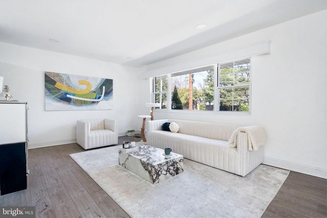 5020 RIVER RD, Bethesda, MD 20816