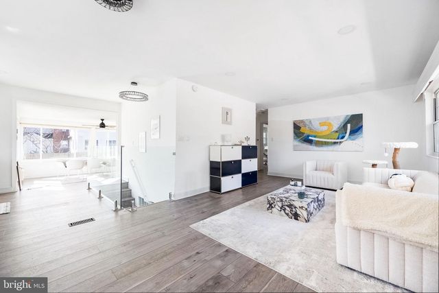 5020 RIVER RD, Bethesda, MD 20816