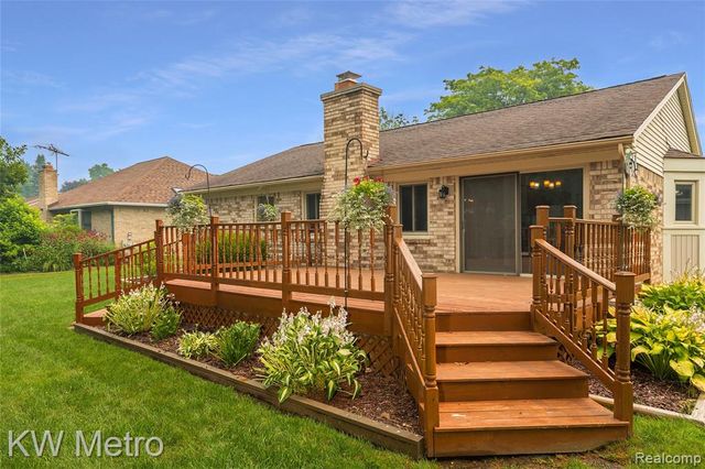 2154 Warrington Road, Rochester Hills, MI 48307