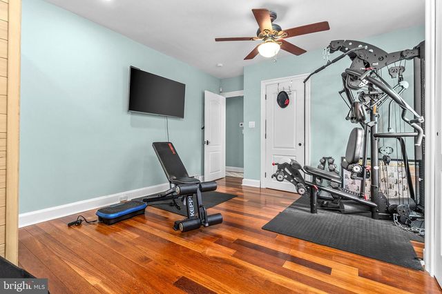 310 HARVARD AVE, Stratford, NJ 08084