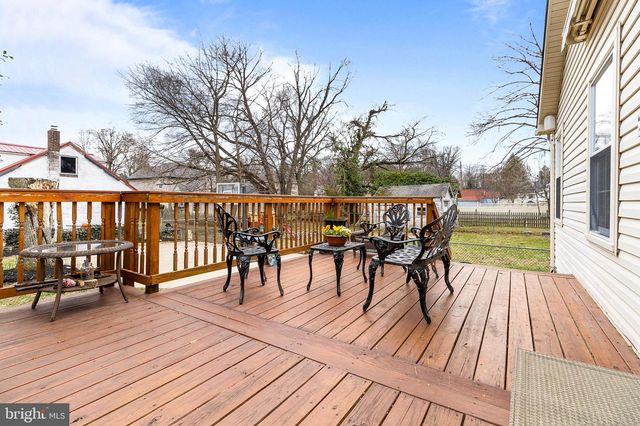 310 HARVARD AVE, Stratford, NJ 08084