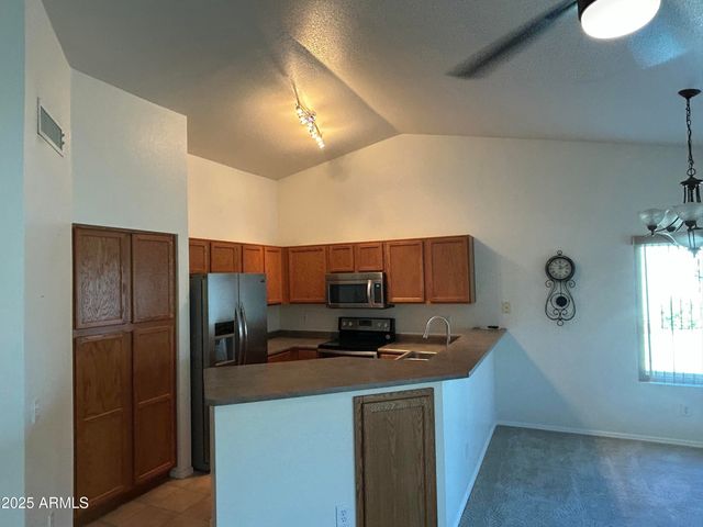 1807 E LINDRICK Drive, Chandler, AZ 85249