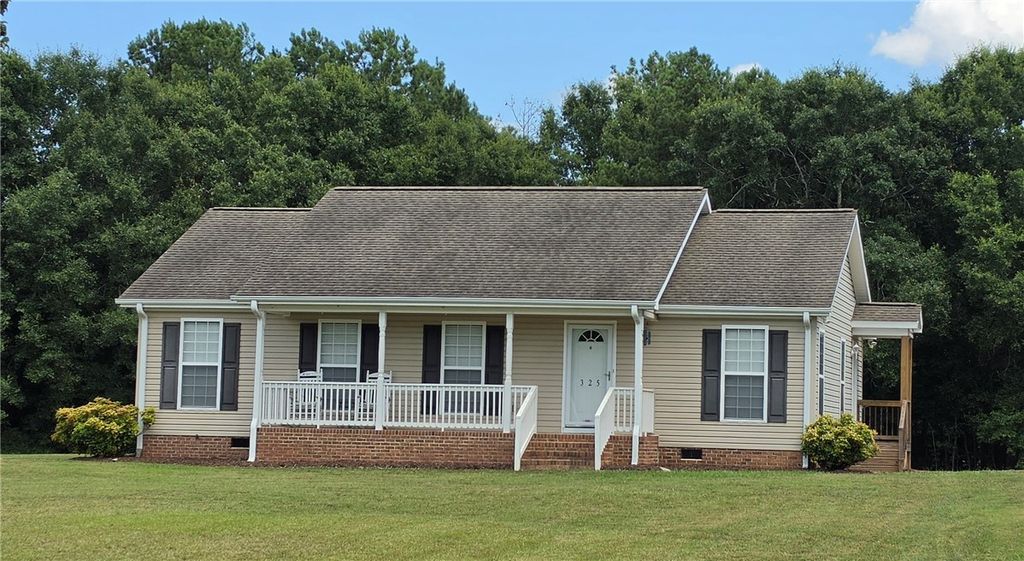 325 McAdams School Road, Honea Path, SC 29654