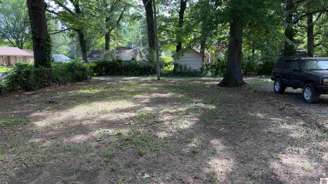 942 N 26th St., Paducah, KY 42001