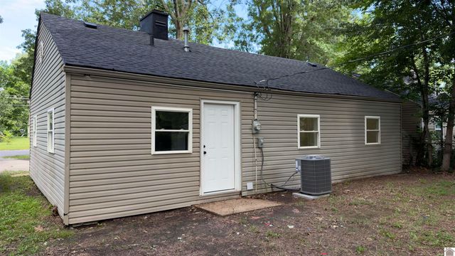 942 N 26th St., Paducah, KY 42001