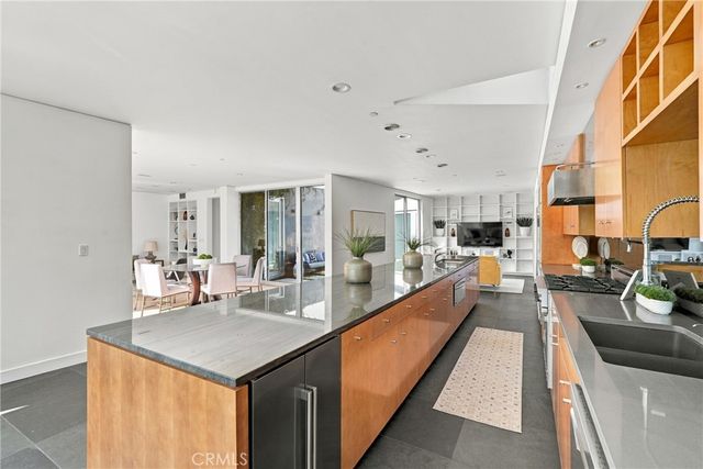 1309 S Irena Avenue, Redondo Beach, CA 90277
