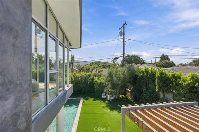 1309 S Irena Avenue, Redondo Beach, CA 90277