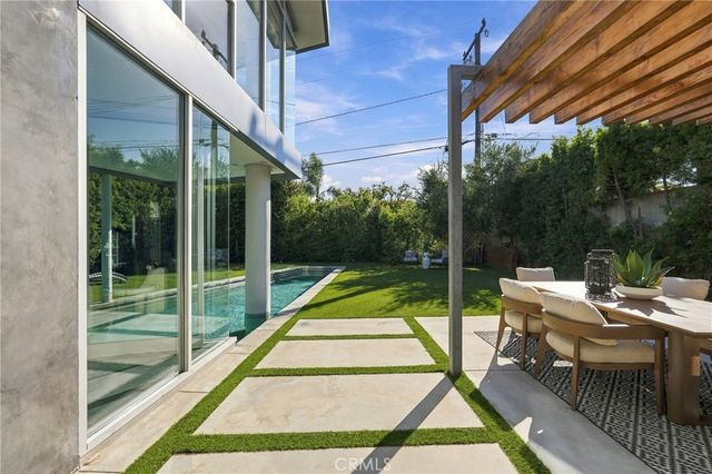 1309 S Irena Avenue, Redondo Beach, CA 90277