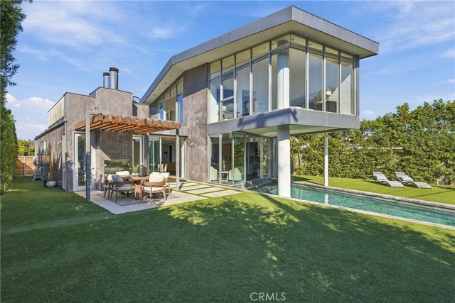 1309 S Irena Avenue, Redondo Beach, CA 90277