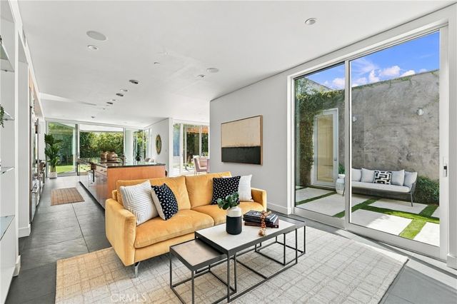 1309 S Irena Avenue, Redondo Beach, CA 90277