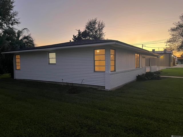 755 Maryland Ave, Port Allen, LA 70767