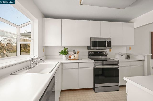 1304 Walden Rd 248, Walnut Creek, CA 94597