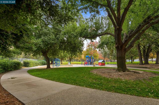 1304 Walden Rd 248, Walnut Creek, CA 94597