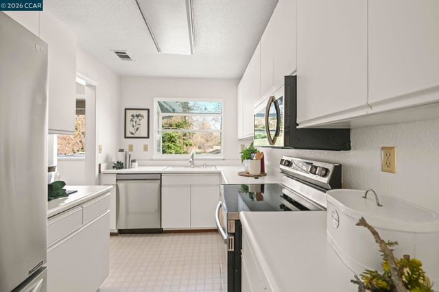 1304 Walden Rd 248, Walnut Creek, CA 94597