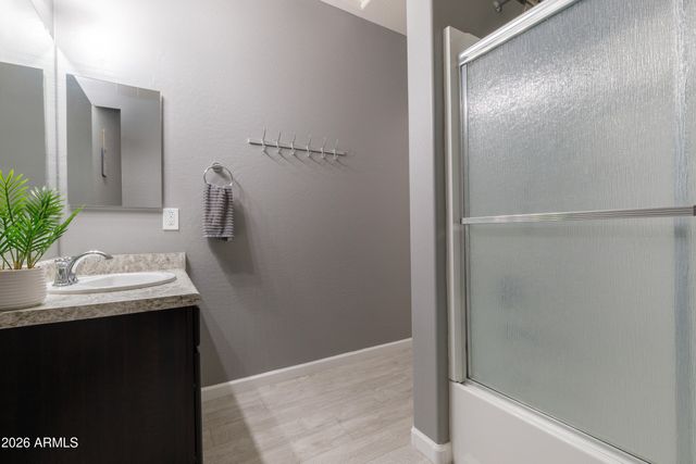 8407 N 61ST Drive, Glendale, AZ 85302