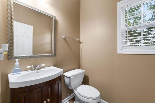 19 Creekside View, Hiram, GA 30141