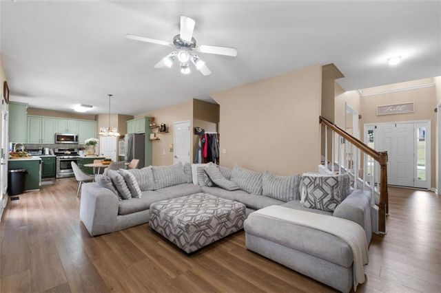 19 Creekside View, Hiram, GA 30141