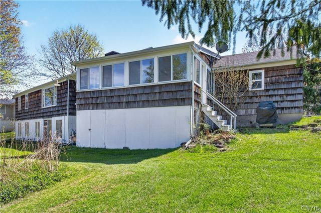 7881 Salt Springs Road, Manlius, NY 13066