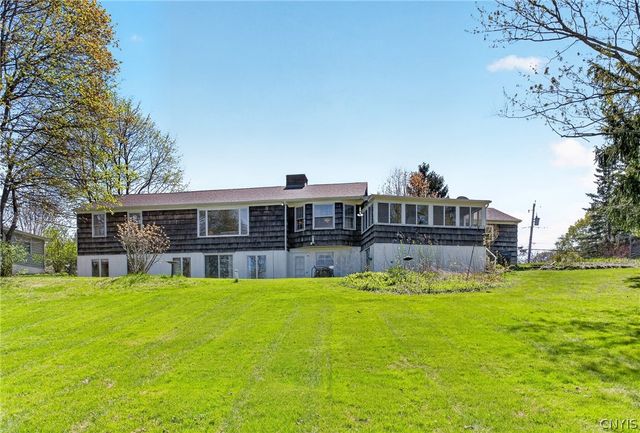 7881 Salt Springs Road, Manlius, NY 13066