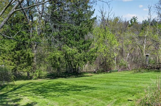 7881 Salt Springs Road, Manlius, NY 13066
