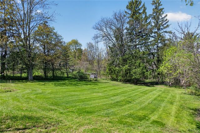 7881 Salt Springs Road, Manlius, NY 13066