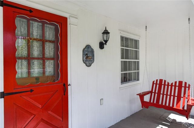 7881 Salt Springs Road, Manlius, NY 13066