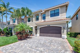 14598 Alabaster Avenue W, Delray Beach, FL 33446
