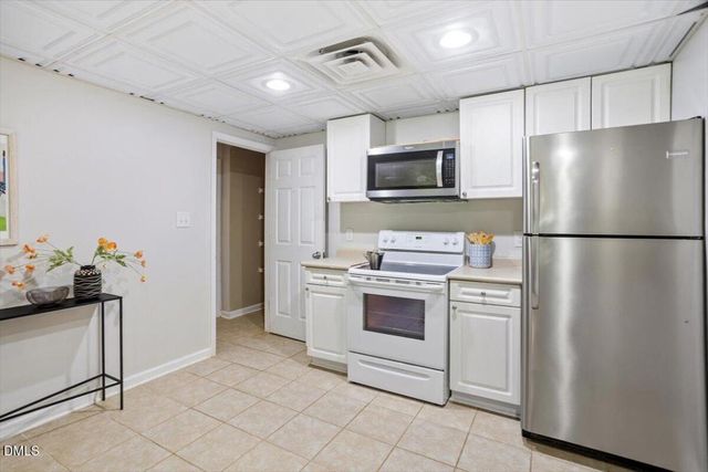 835 Madison Avenue, Cary, NC 27513