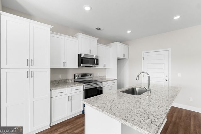 140 Griffith Lane, Statesboro, GA 30458