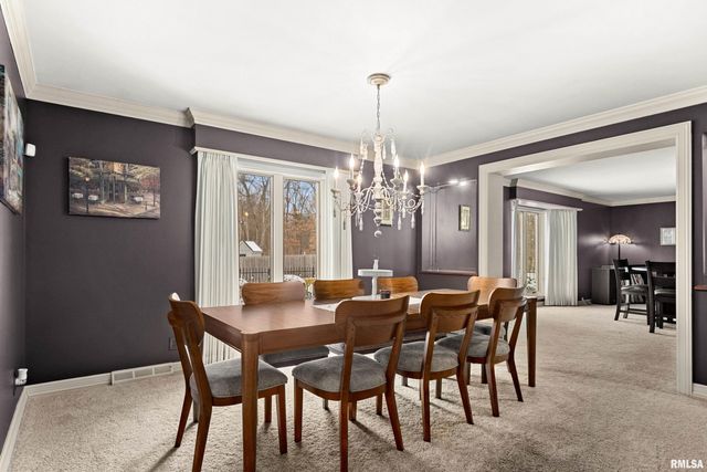 509 W HIDDEN Lane, Peoria, IL 61614