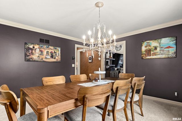 509 W HIDDEN Lane, Peoria, IL 61614