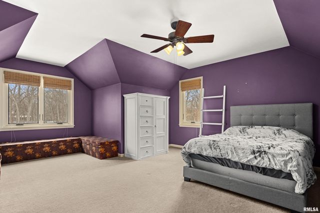 509 W HIDDEN Lane, Peoria, IL 61614