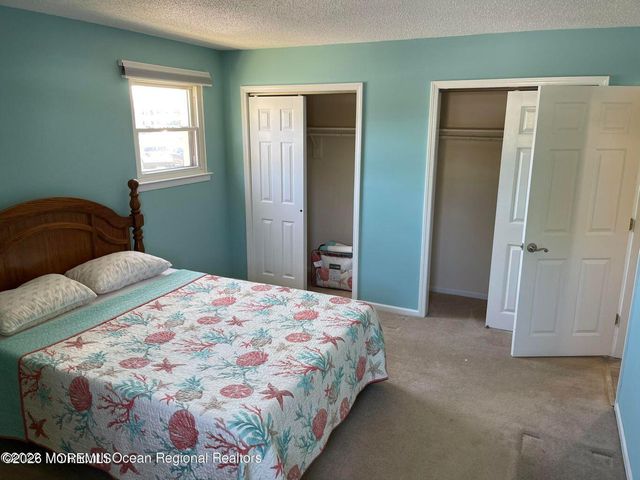 31 Wharfside Drive, Monmouth Beach, NJ 07750
