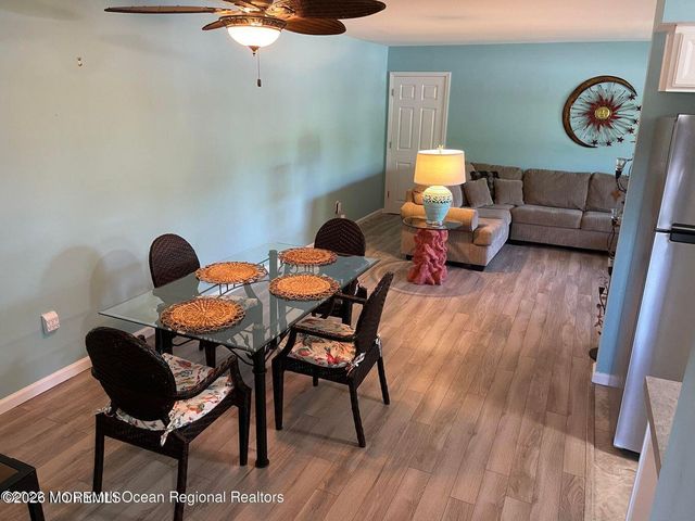 31 Wharfside Drive, Monmouth Beach, NJ 07750