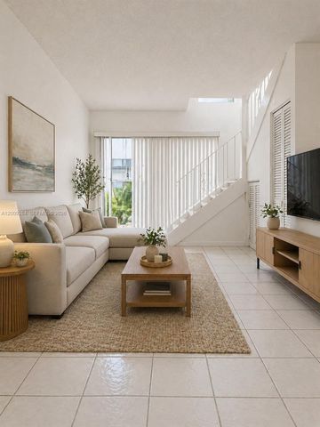 1300 W 47th Place 218A, Hialeah, FL 33012