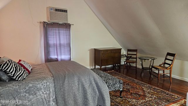 1274 Everett Ave, Louisville, KY 40204