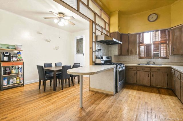224 E 55th Street, Brooklyn, NY 11203