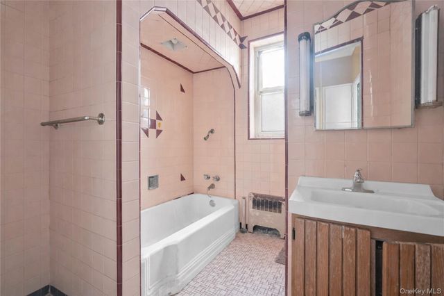 224 E 55th Street, Brooklyn, NY 11203