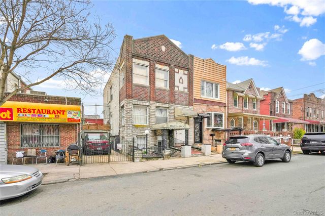 224 E 55th Street, Brooklyn, NY 11203