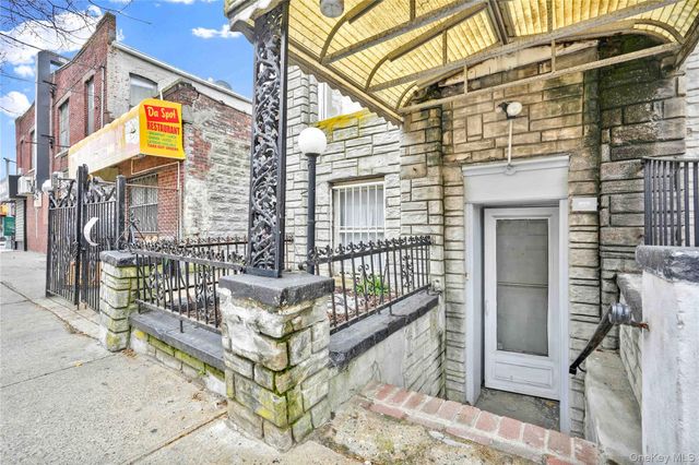 224 E 55th Street, Brooklyn, NY 11203