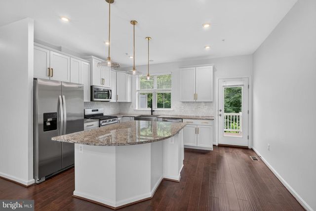 7906 MARIETTA DR, Hanover, MD 21076