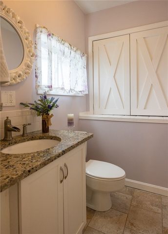 34 Shore Road, East Providence, RI 02915