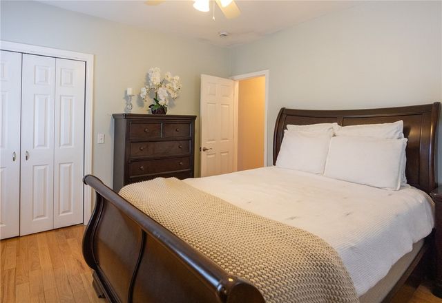 34 Shore Road, East Providence, RI 02915