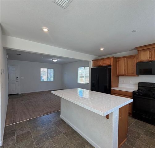 385 Ostrander, Merced, CA 95341