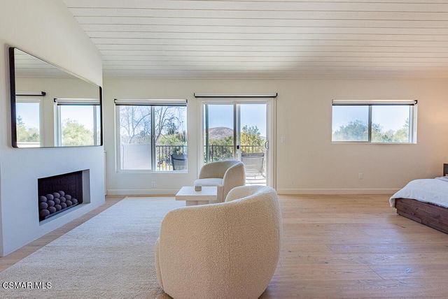 1725 Royal Saint George Drive, Westlake Village, CA 91362
