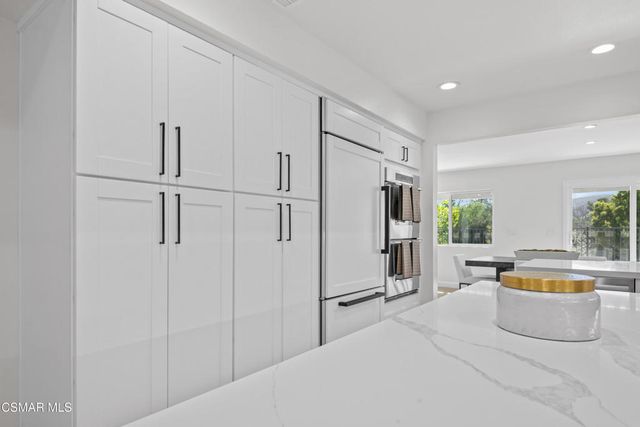 1725 Royal Saint George Drive, Westlake Village, CA 91362
