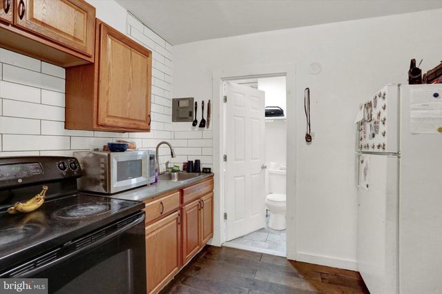 1444 MARKET ST, Harrisburg, PA 17103