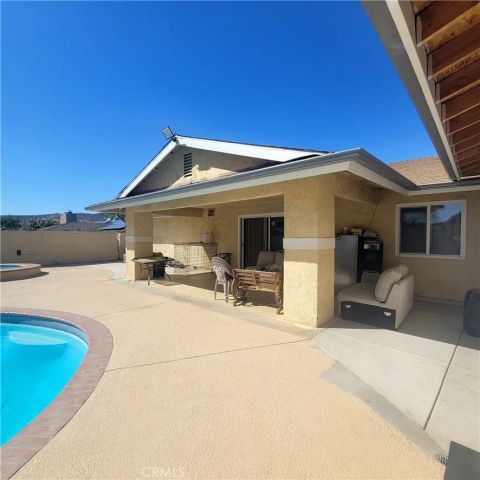 7600 Live Oak Dr, Jurupa Valley, CA 92509